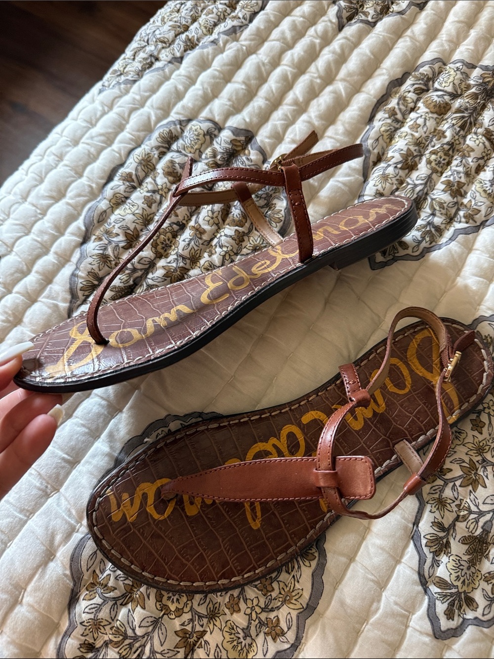 Sam Edelman Brown Croc-Embossed T-Strap Sandals - Picture 2 of 3